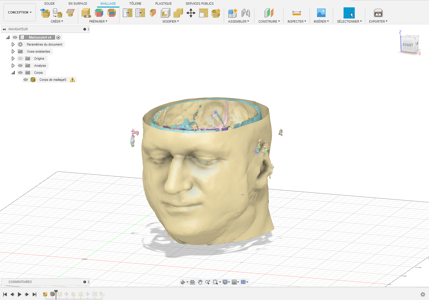 On peut ensuite demander à Fusion360 de générer les groupes de faces (dans Maillage, “Préparer” / “Générer les groupes de faces” ; cela va grouper par couleur les faces qui sont jointives.